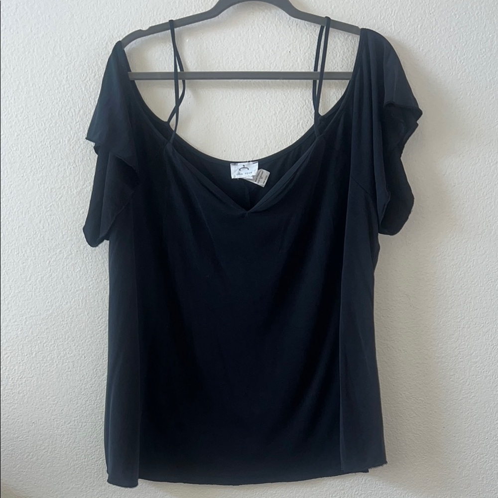 Black cold shoulder Short Sleeve Blouse size 2X EUC